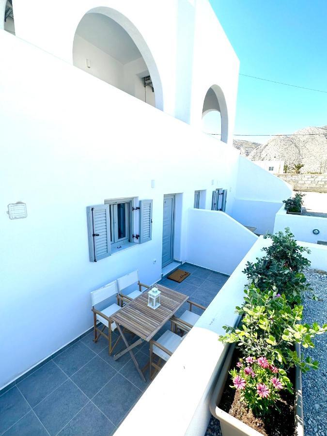 Santana Apartments Perivolos  Buitenkant foto
